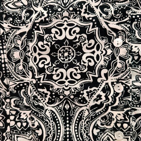 Coldwater Creek XL Button Up Top Long Sleeves V-Neck‎ Black White Pattern - Picture 4 of 8